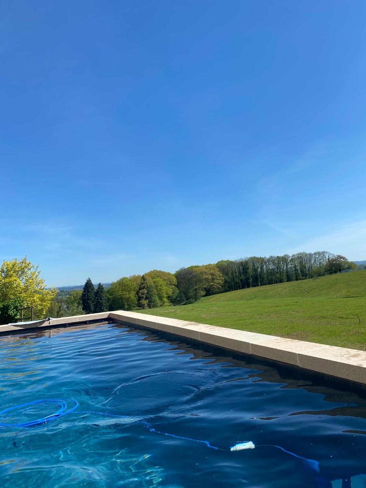 Domaine De Montmery Sa Piscine Son Jardin Ses Espaces Ambazac Экстерьер фото
